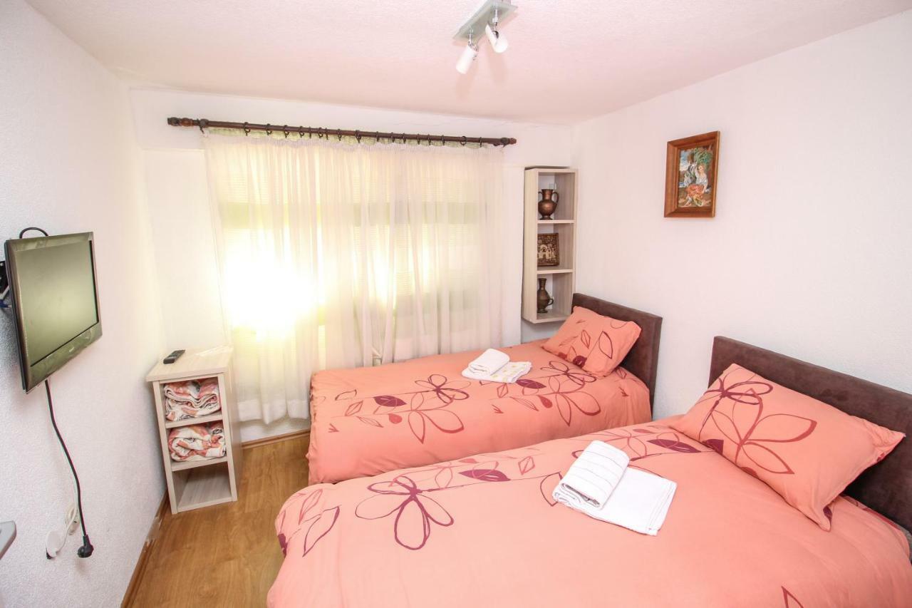 Apartmani Mishe Vevčani 외부 사진